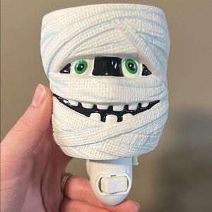 Scentsy wax warmer